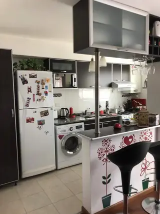 Venta de departamento de dos ambientes en Banfield foto 4