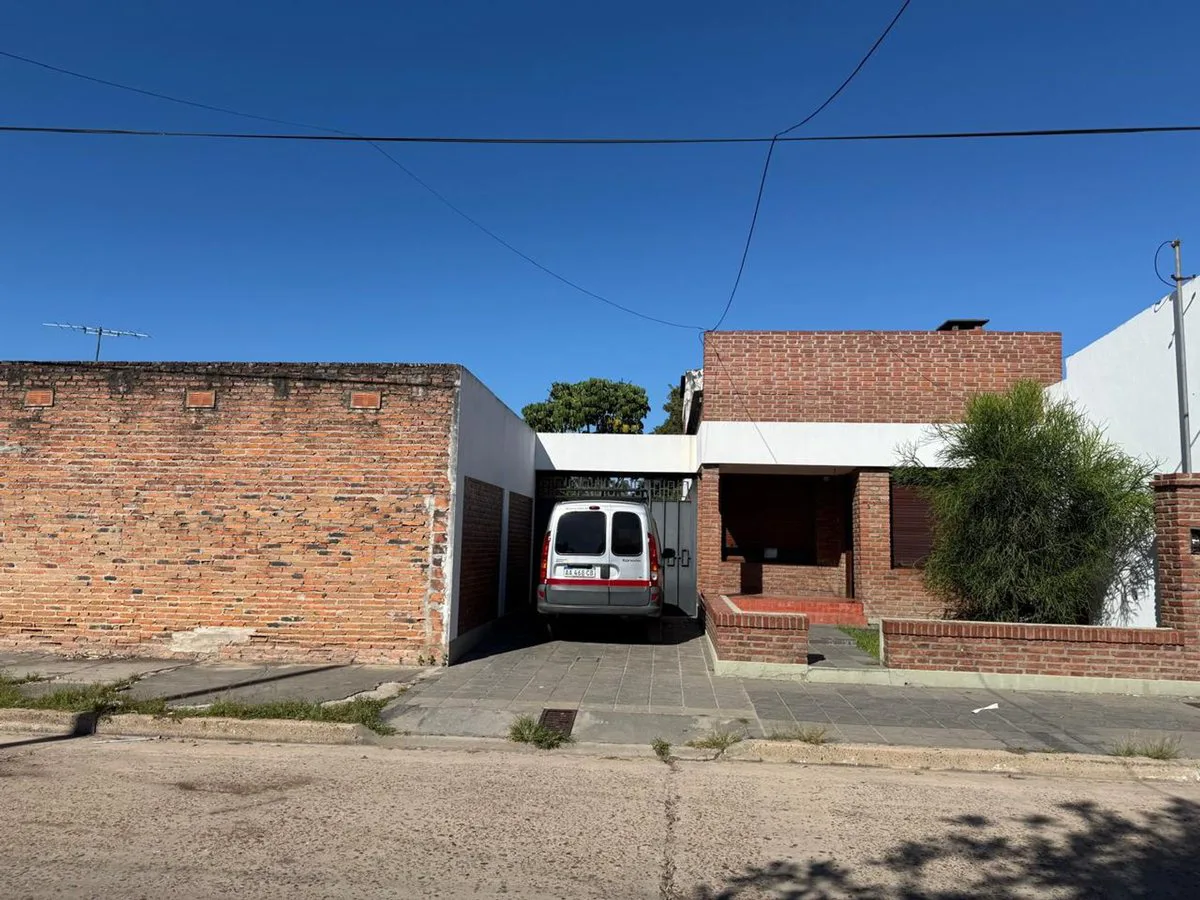 Casa 4 ambientes en venta Goya Corrientes foto 3