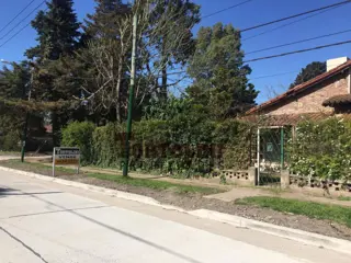 CASA VILLA UDAONDO A MTS DE PARQUE LELOIR foto 1