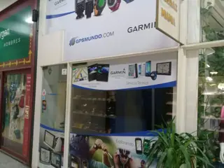 EXCELENTE LOCAL EN GALERIA GOES -LOMAS DE ZAMORA foto 2