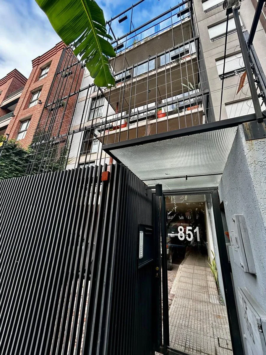 VENTA DEPARTAMENTO 3 AMBIENTES CASTELAR C/COCHERA foto 2