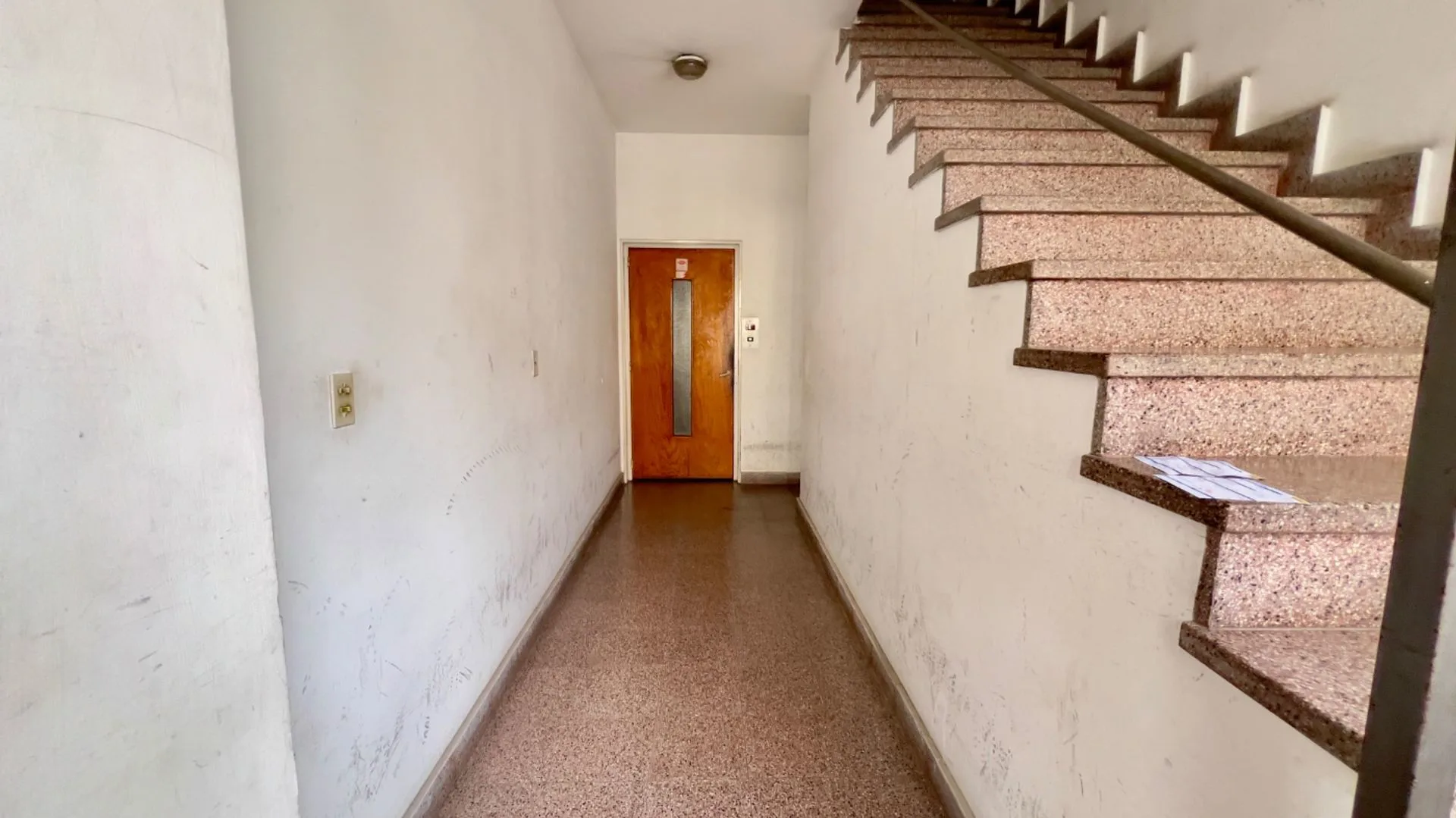DEPARTAMENTO DE 1 DORMITORIO EN VENTA EN LA PLATA foto 2