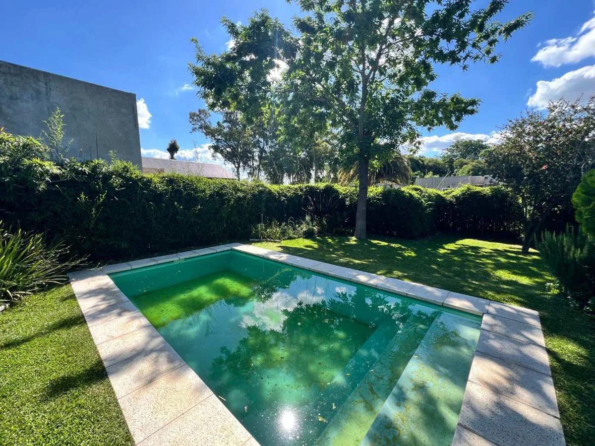 PH Tipo Casa en Barrio Cerrado con Jardín y Pileta foto 4