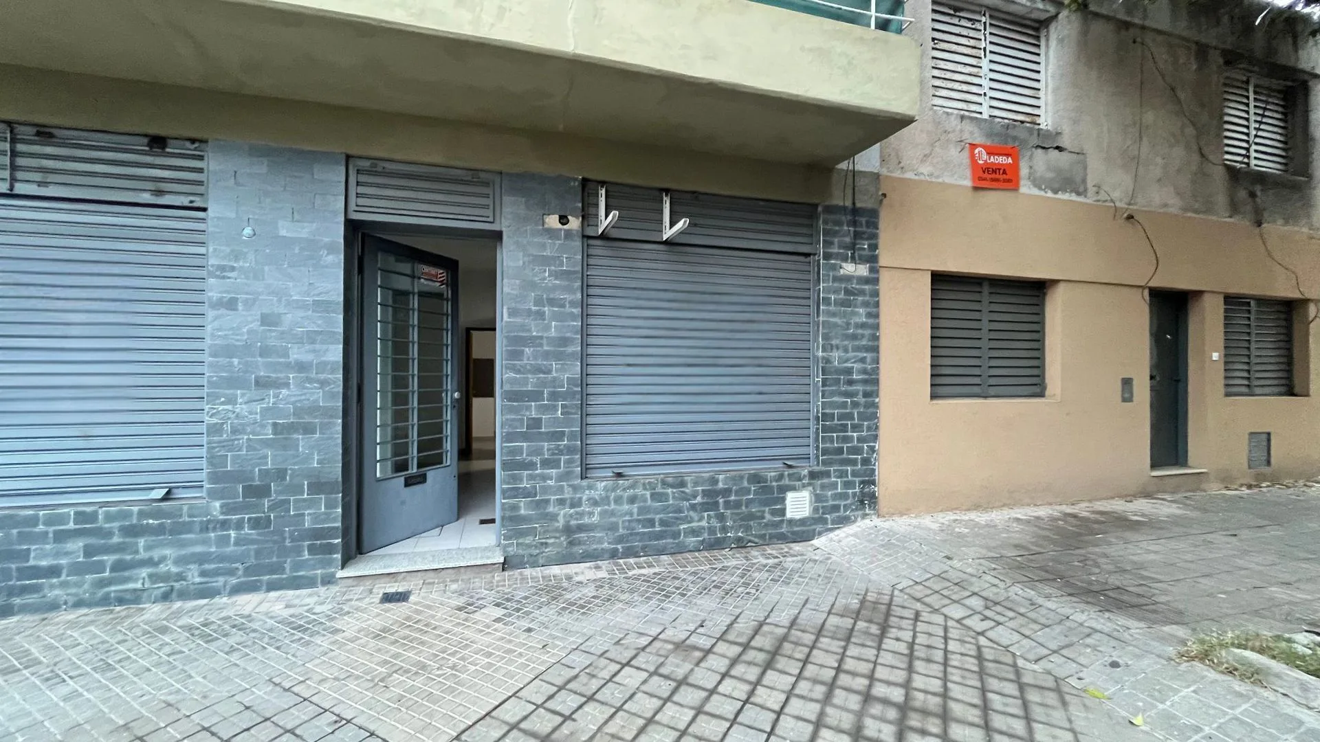 VENTA LOCAL COMERCIAL APTO OFCINA O CONSULTORIO foto 2