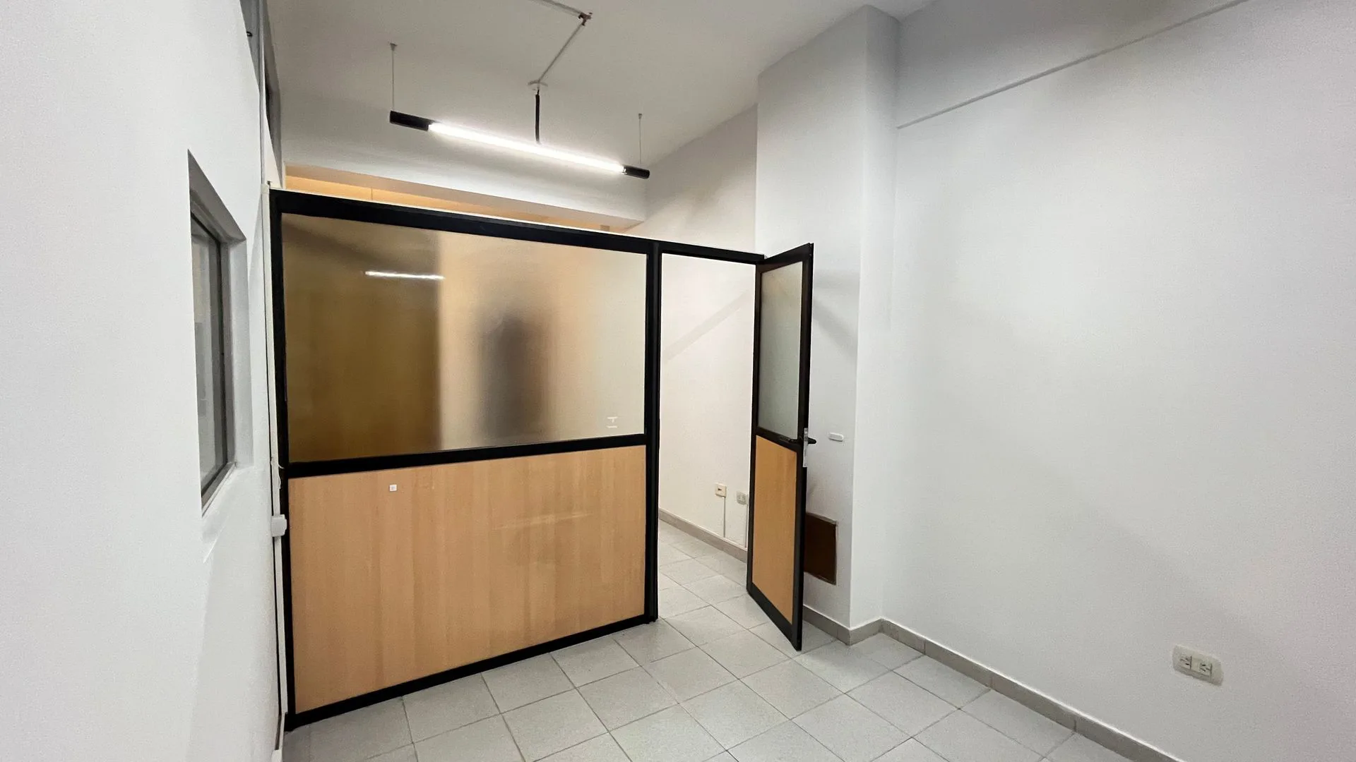 VENTA LOCAL COMERCIAL APTO OFCINA O CONSULTORIO foto 3