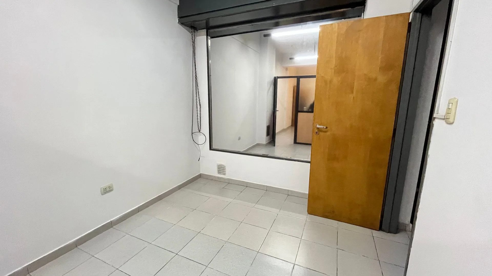 VENTA LOCAL COMERCIAL APTO OFCINA O CONSULTORIO foto 4
