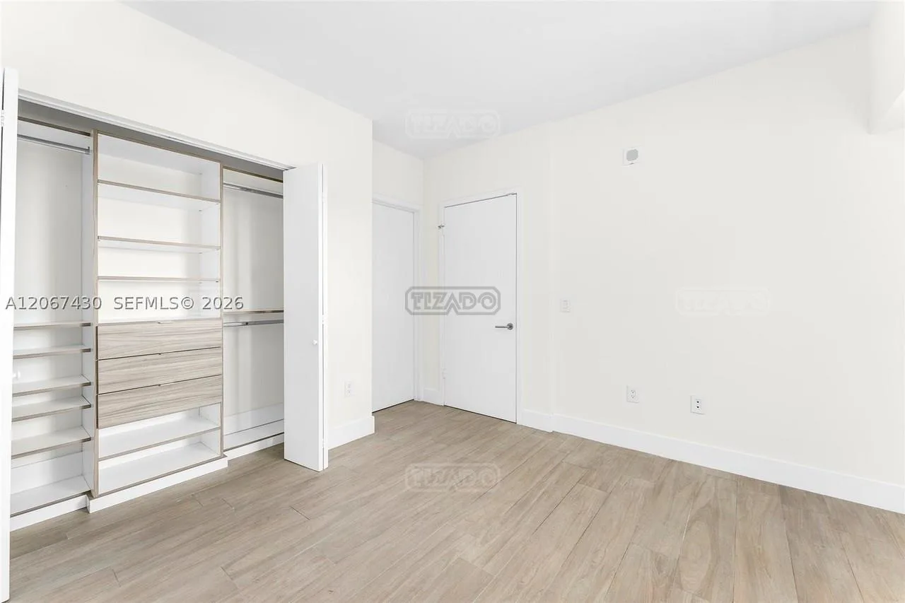 460 NE 28th st #1803 400 foto 5