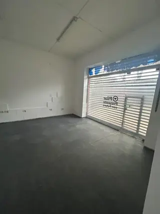ALQUILER DE LOCAL de 46m² EN PILAR CENTRO foto 2