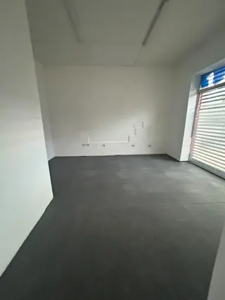 ALQUILER DE LOCAL de 46m² EN PILAR CENTRO foto 3