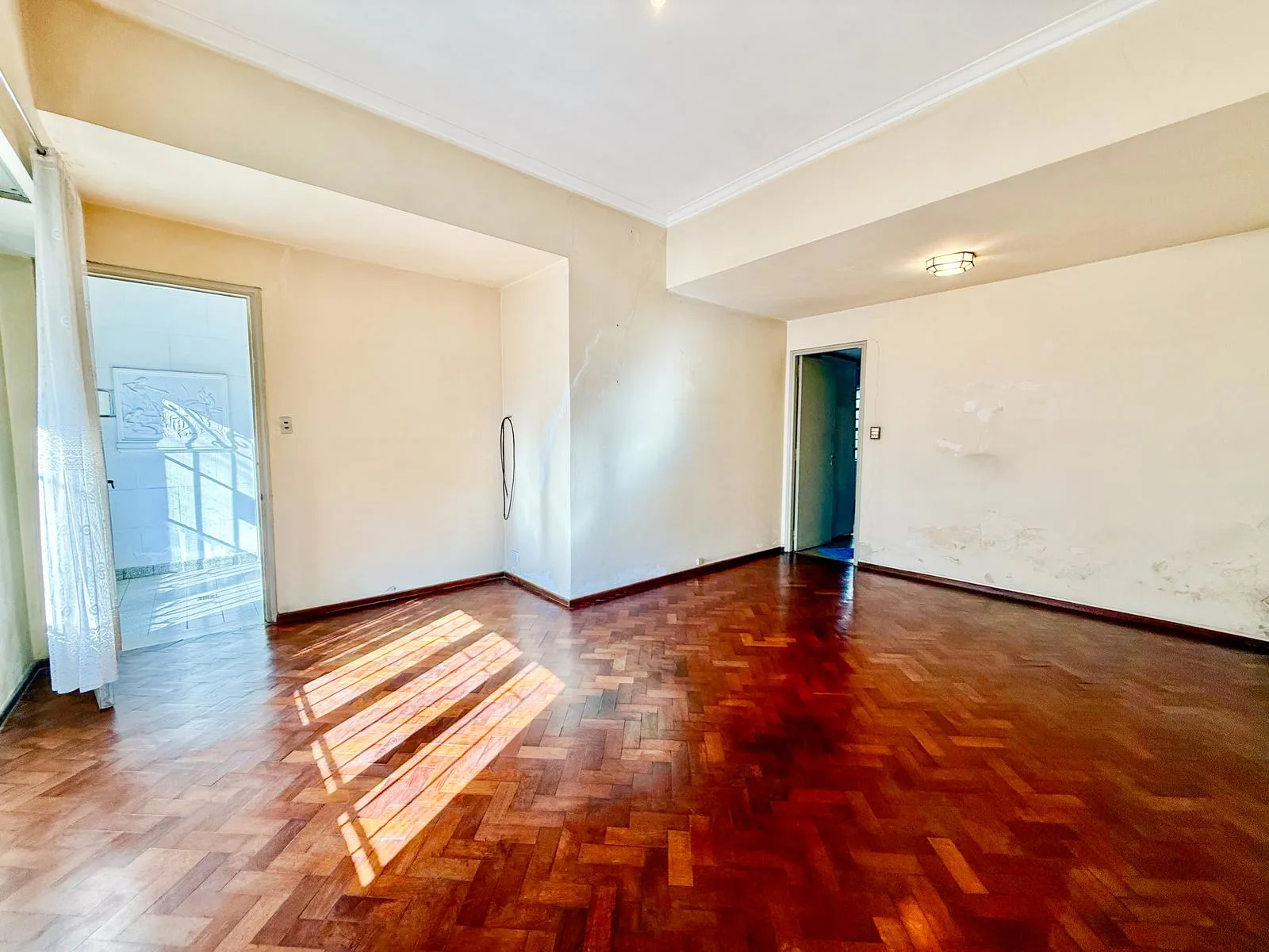 Tucumán  2900 - Casa en venta de 3 dormitorios - Rosario, Pichincha foto 2