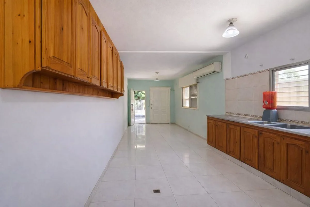 VENTA CASA VILLA DE MAYO, 300 M2, FINANCIA foto 5