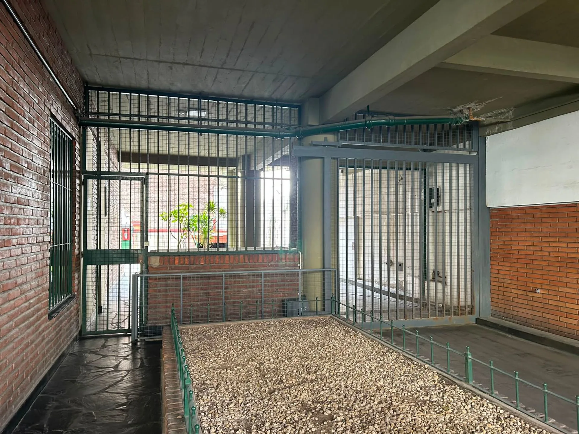 Venta cochera privada en Belgrano foto 2