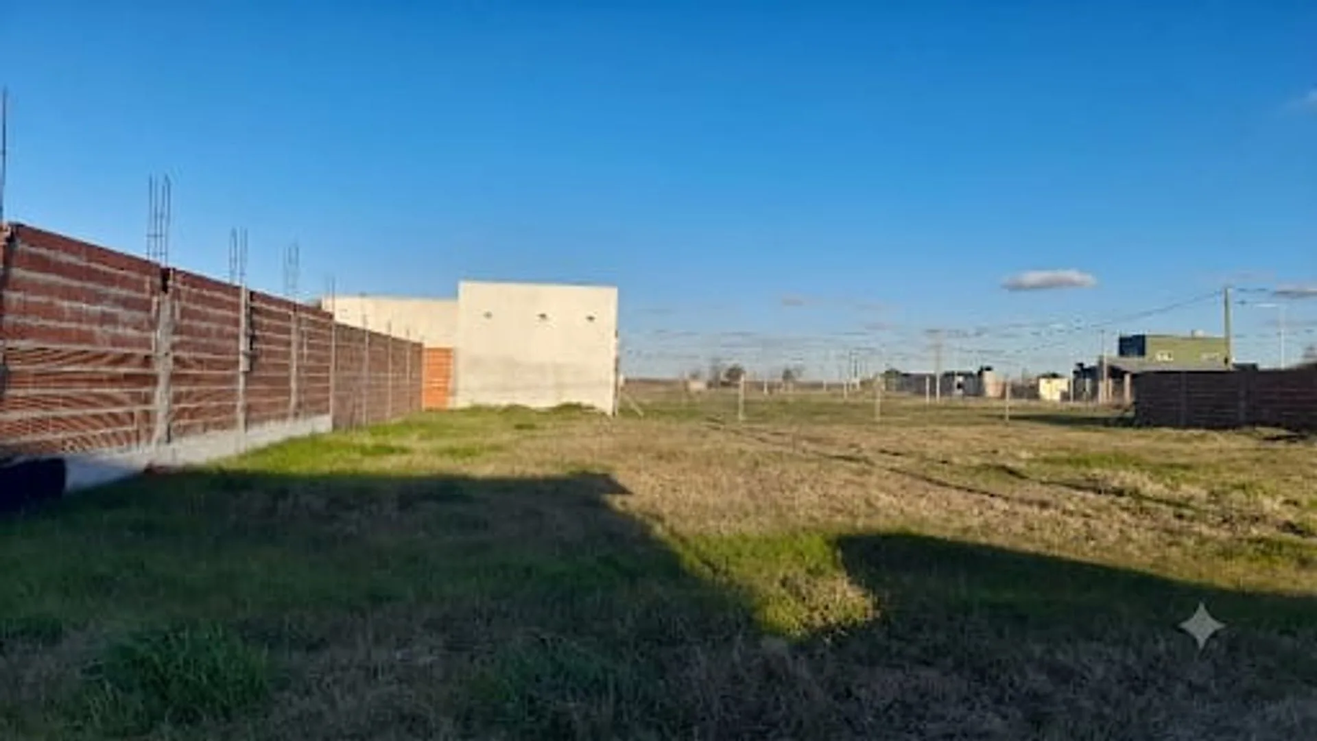 TERRENO EN VENTA GRAL.ROJO-TIERRAS DE LA EMILIA foto 5