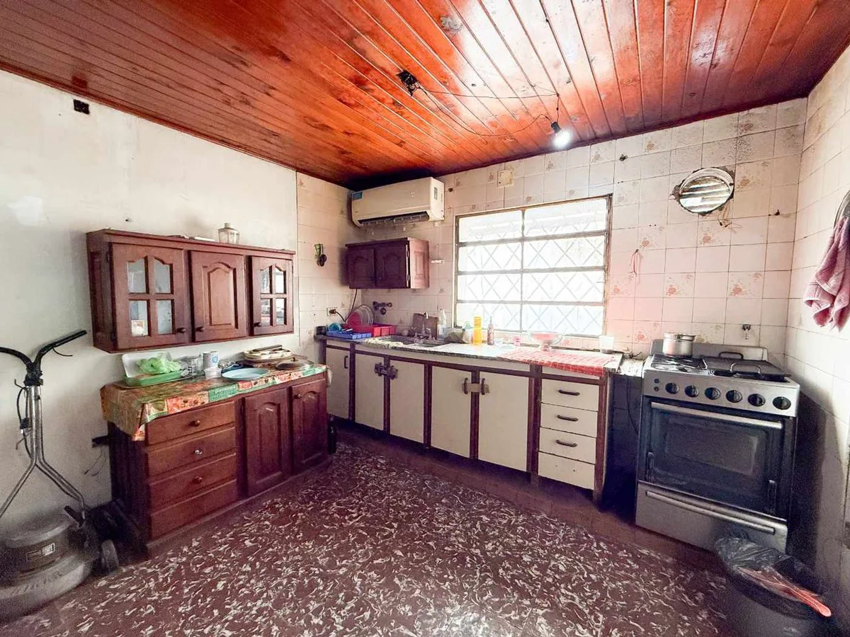 CASA 4 DORMITORIOS  EN VENTA EN LA PLATA  PATIO foto 5