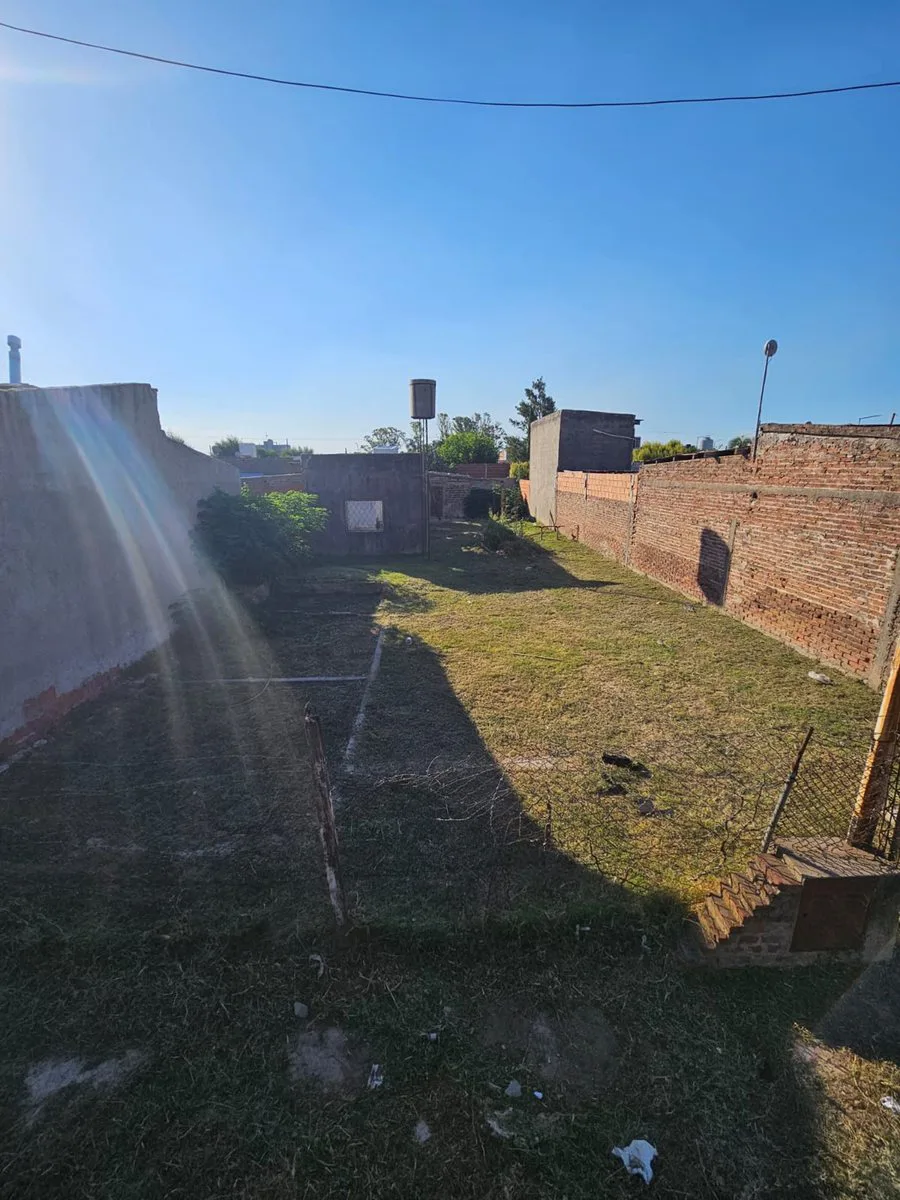 VENTA LOTE DE 300M2 BARRIO OESTE SAN NICOLAS foto 3