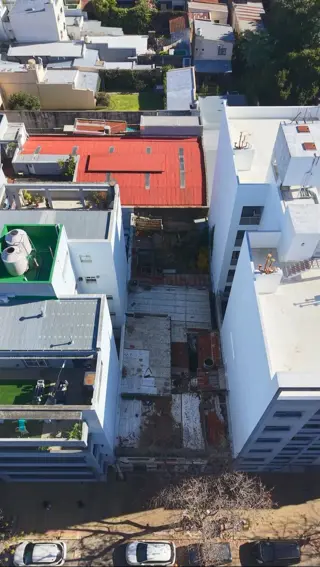 Lote en venta calle 68 entre 7 y 8 foto 3