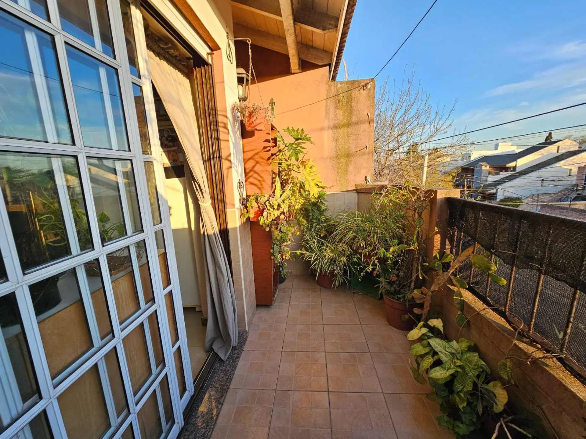 VENTA PH 3 AMBIENTES CON PATIO BALCON V LUZURIAGA foto 3