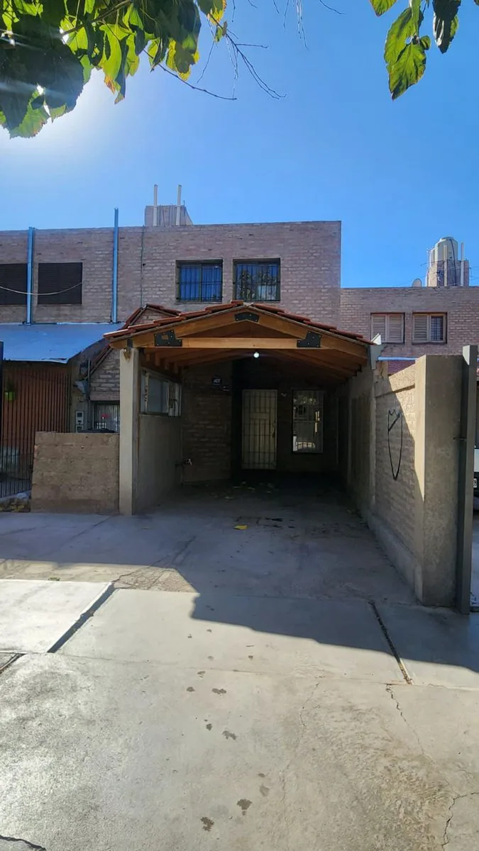 CASA DÚPLEX 3 DORMITORIOS. APTA CRÉDITO. CHIMBAS foto 3