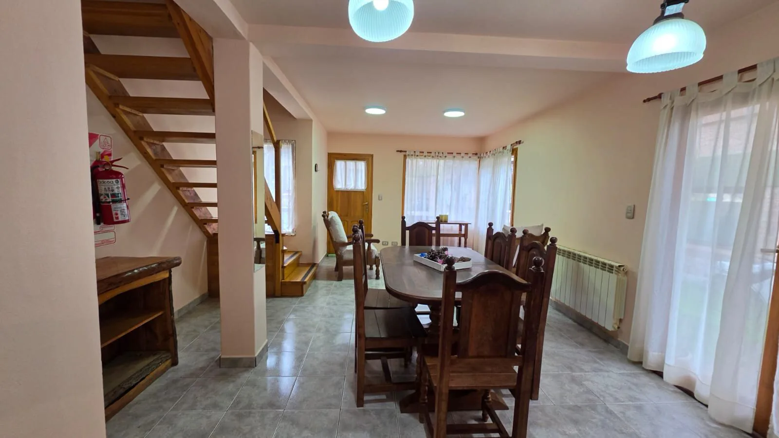 ALQUILER DE CABAÑA DE 2 DORMITORIOS AMUEBLADA EN VILLA AYELÉN, ESQUEL foto 5