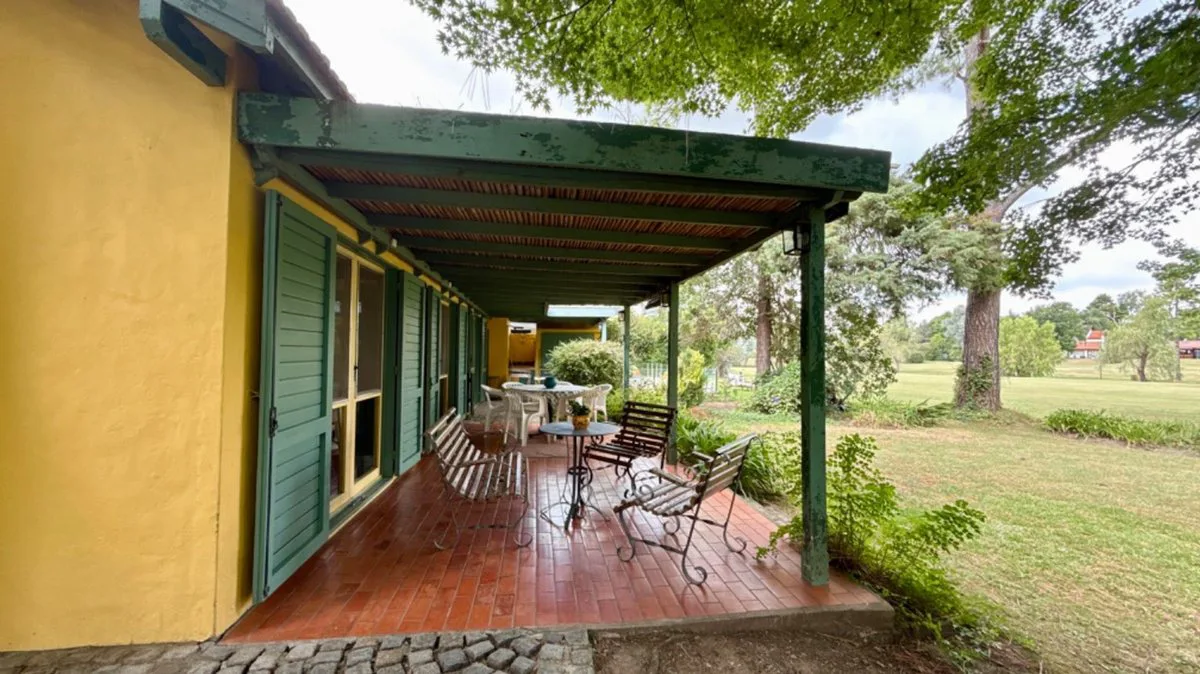 VENTA CASA 5 AMBIENTES LARENA CC PILAR AP CREDITO foto 2