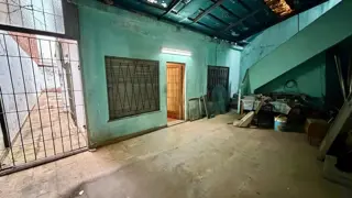 LOCAL 60MTS EN VENTA VALENTIN ALSINA CON VIVIENDA foto 5