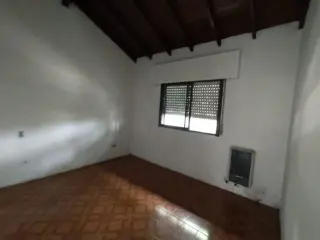 EXCELENTE DEPARTAMENTO DE 3 AMBIENTES CON BALCON foto 5