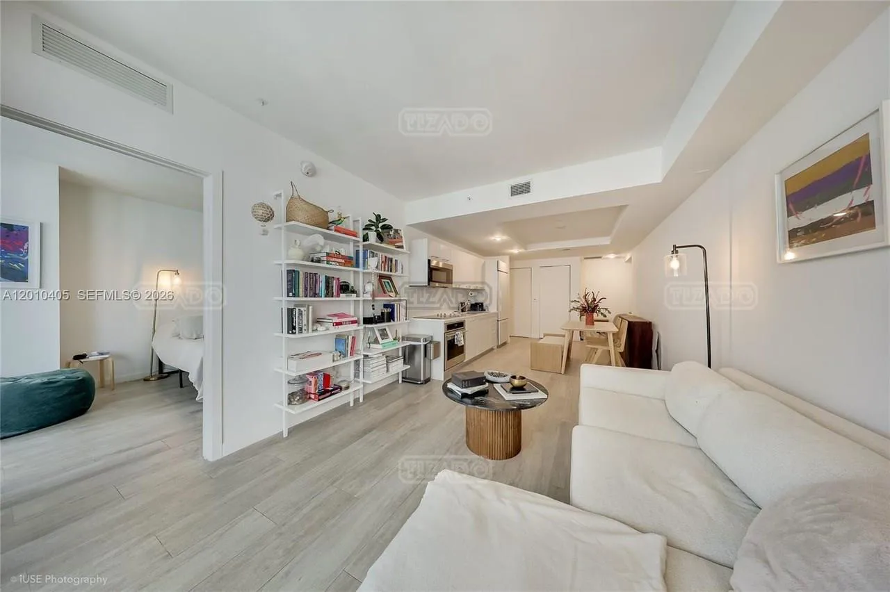 55 SW 9th St #2109 foto 2