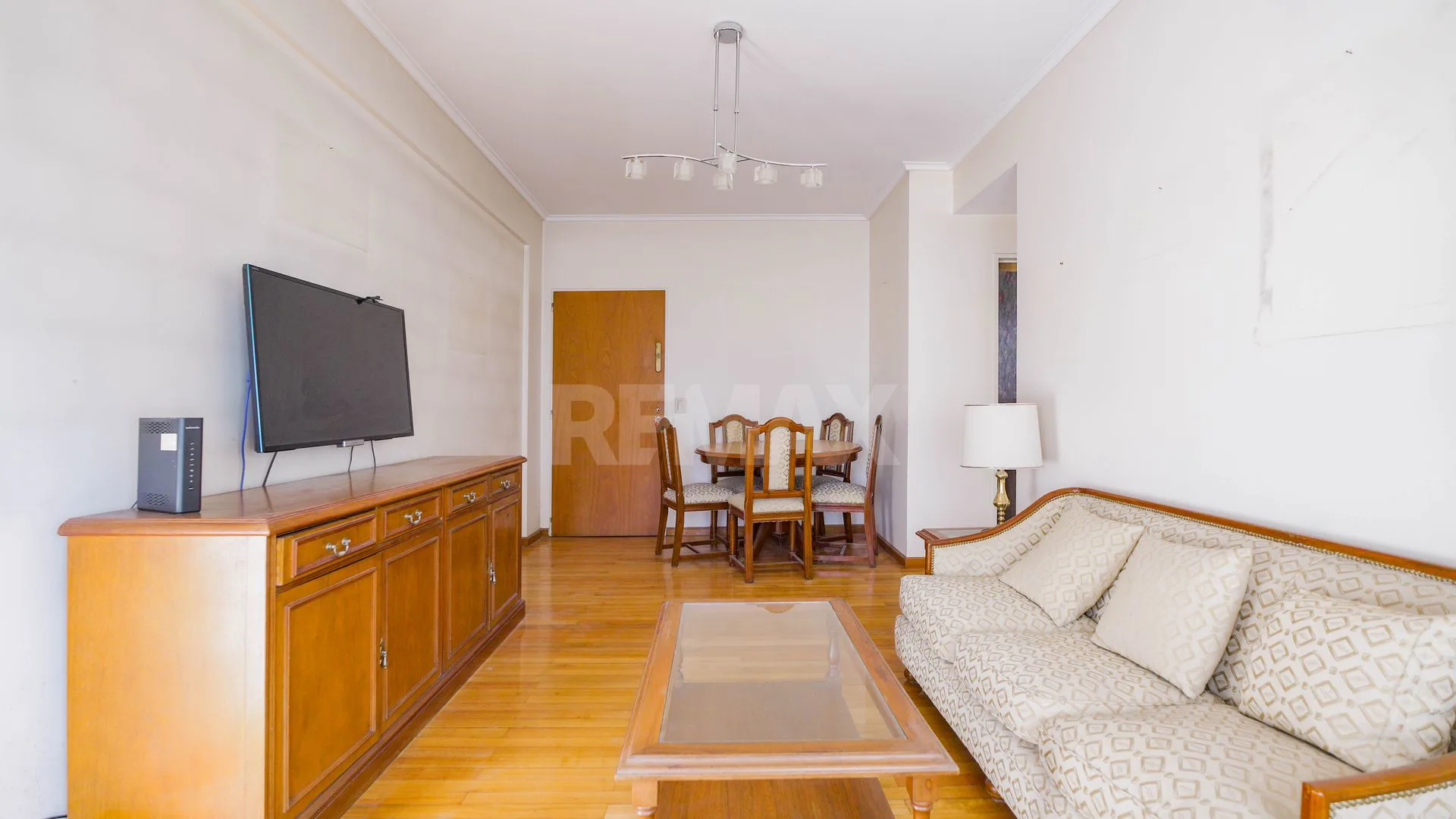 Venta depto 3 amb con balcón y cochera, Caballito foto 4