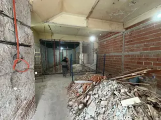 Alquiler Local 100 M2 Av Eden , La Falda. Córdoba foto 2
