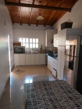 PRECIOSA CASA EN VENTA DE 3 DORMITORIOS CON QUINCHO, PARRILLA Y PILETA.- foto 5