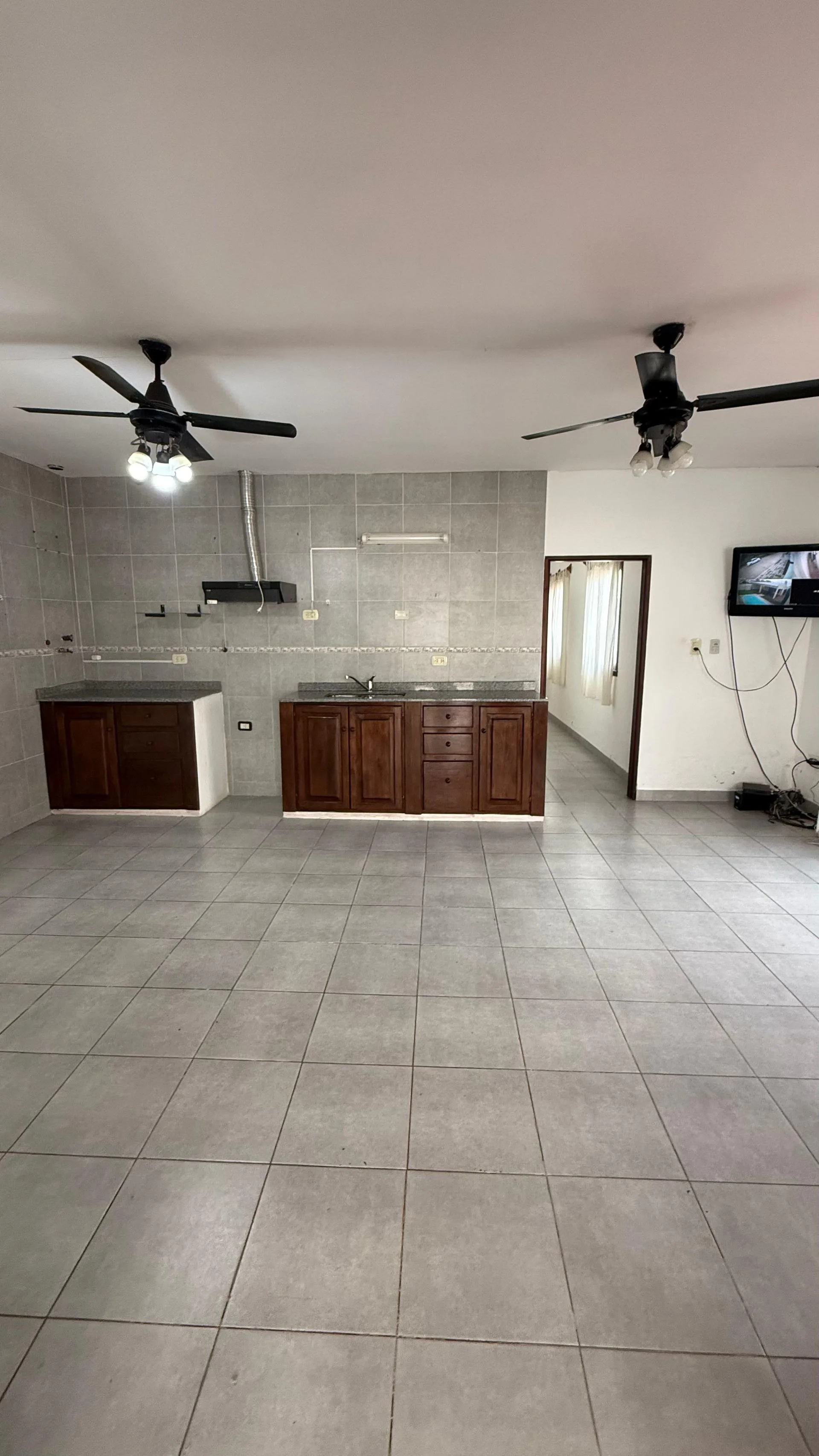 CASA CON PILETA EN VENTA ENTRE RIOS 1214 GOYA CTES foto 4