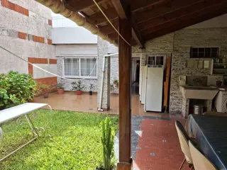 CASA PARA 2 FAMILIAS, 2 ENTRADAS INDIVIDUALES foto 3
