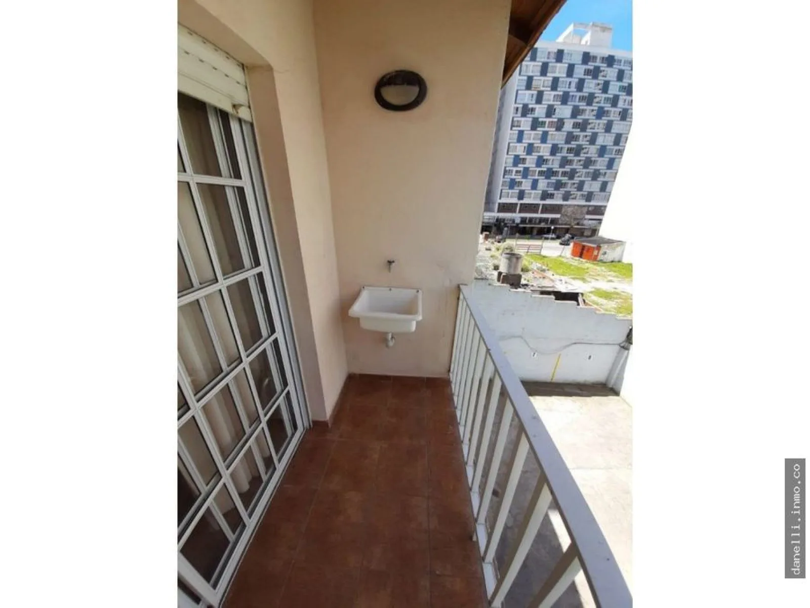 1-Bedroom Apartment with Open View and Parking in Miramar, Solymar Building – photo 12 of 21