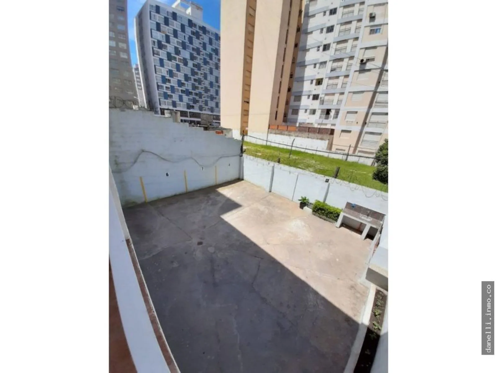 1-Bedroom Apartment with Open View and Parking in Miramar, Solymar Building – photo 13 of 21