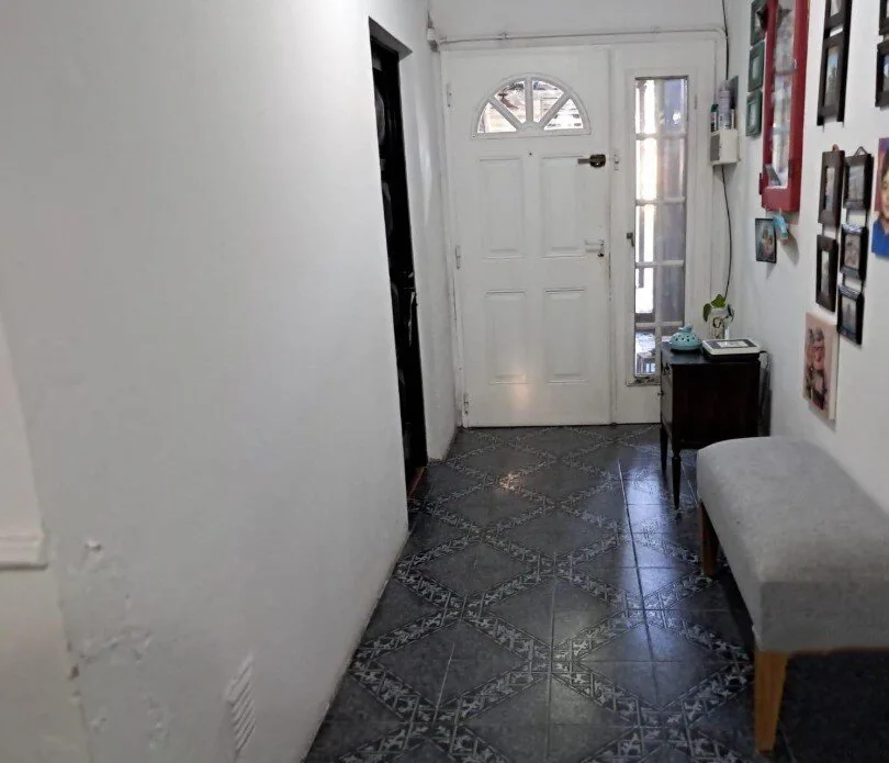 VENTA CASA 5 AMBIENTES CON PILETA EN PARQUE LELOIR foto 4
