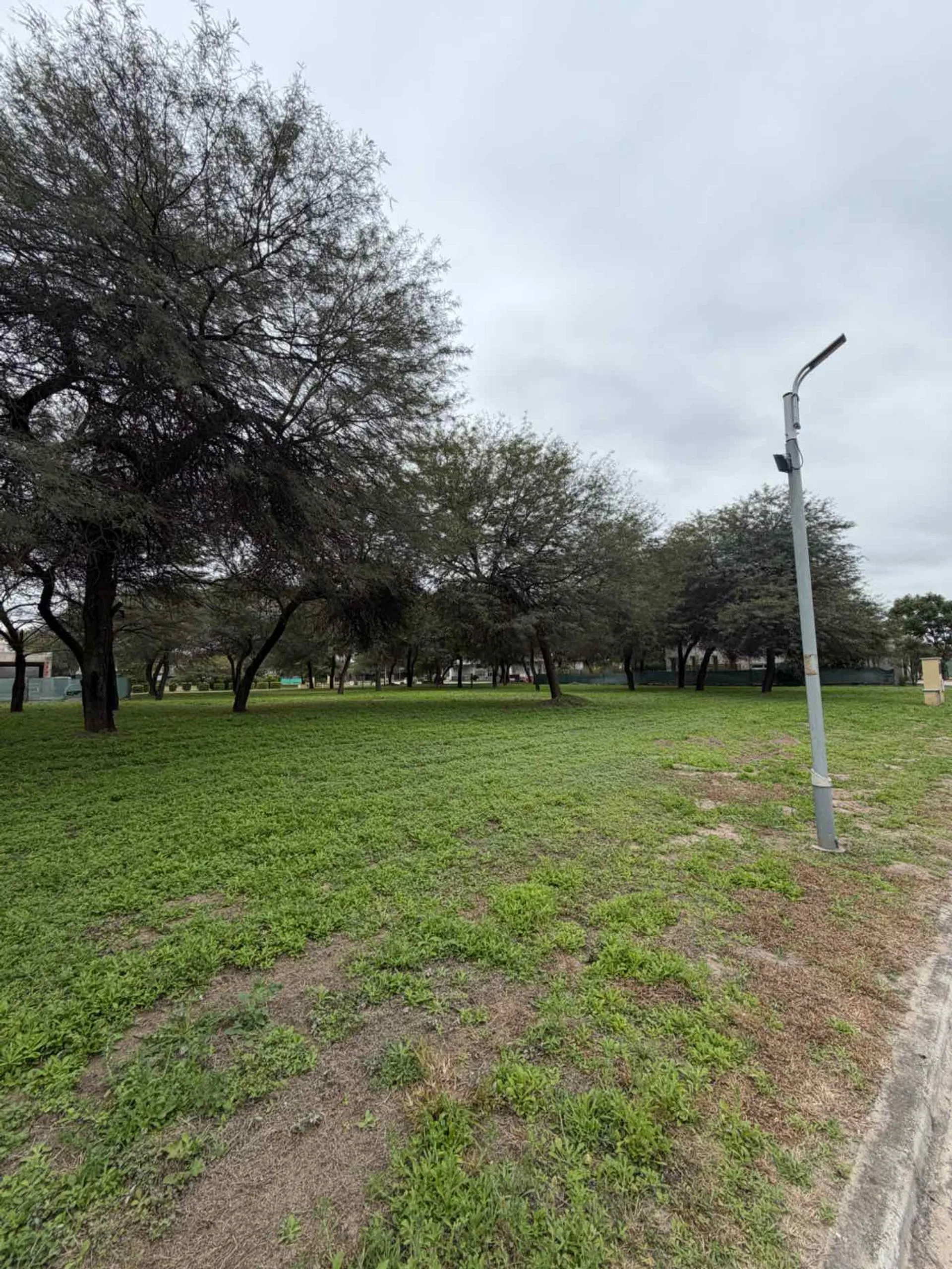 VENTA LOTE - BARRIO PRIVADO SOLARES OESTE foto 2