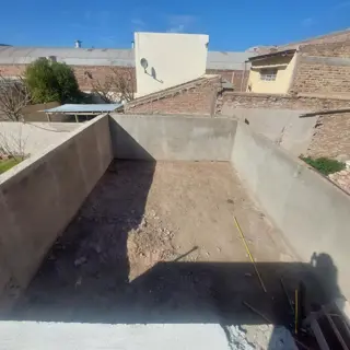 Casa a Estrenar 2 Dormitorios, Patio y parrilla.- Ubicacion Centro Casco Viejo Centenario foto 3