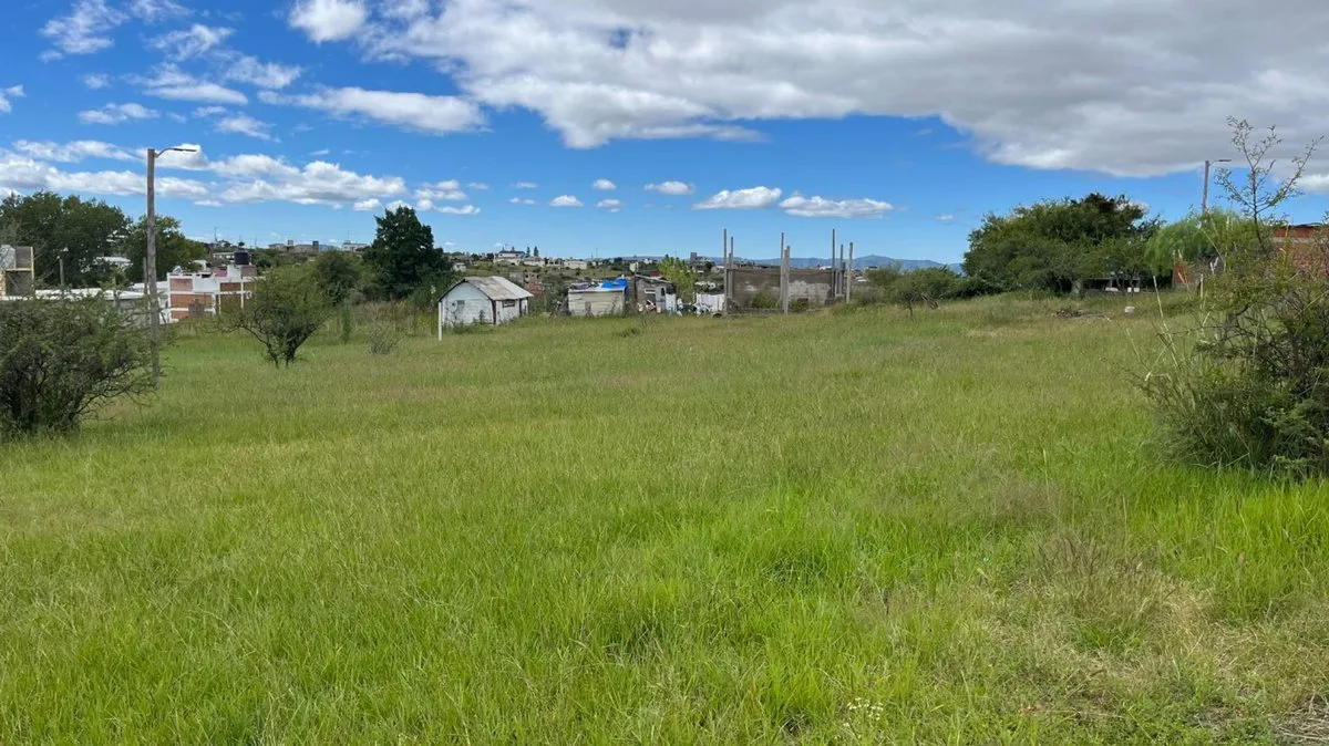 VENTA TERRENO TANTI 1567 m2 foto 3