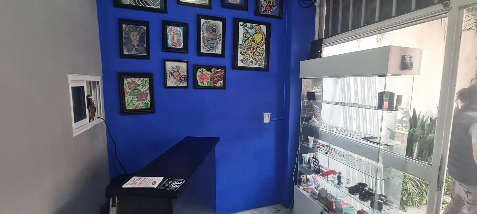 Local Comercial | Morón Centro | a Pocas cuadras de la estacíon foto 3