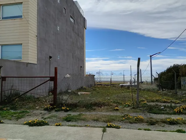 VENTA – TERRENO – C.G.T.