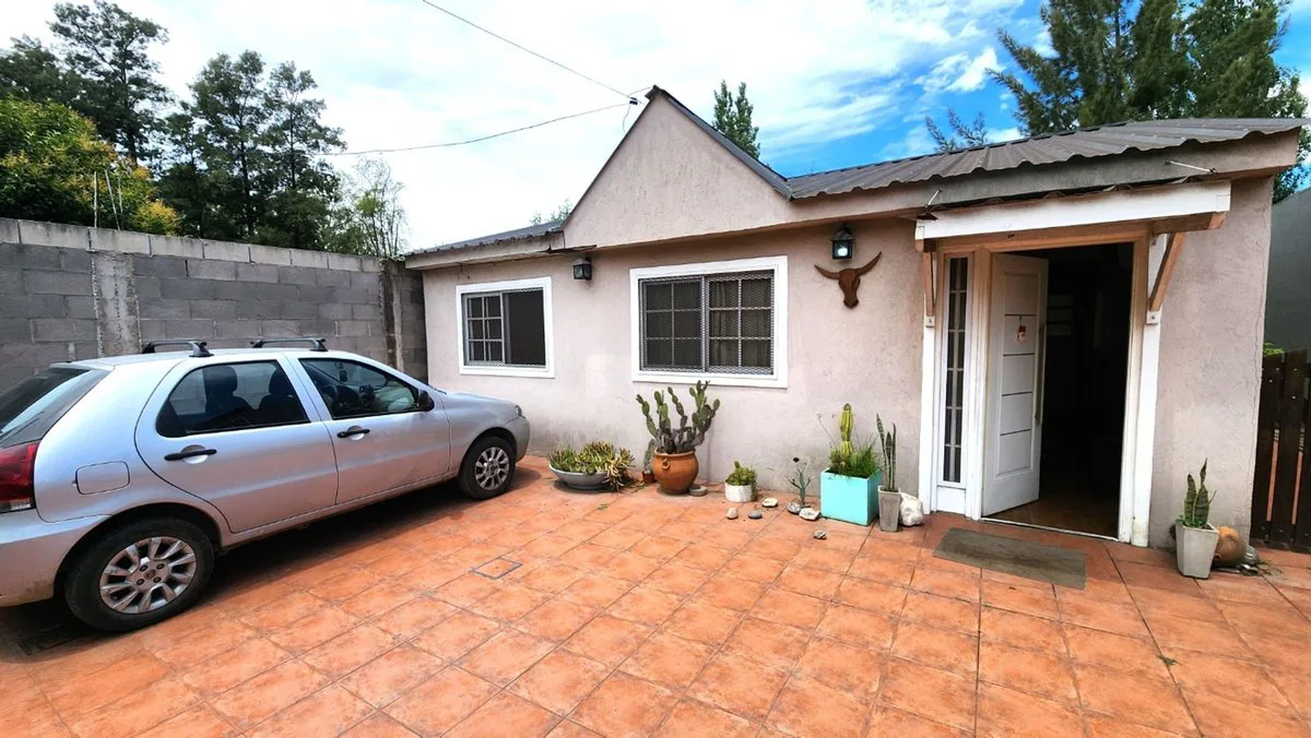 VENTA CASA PREMOLDEADA BUENA ZONA LA REJA foto 3