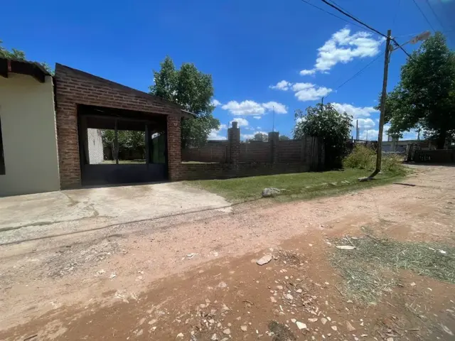 CASA con Lote propio de 550 mts2 , Montegrande.