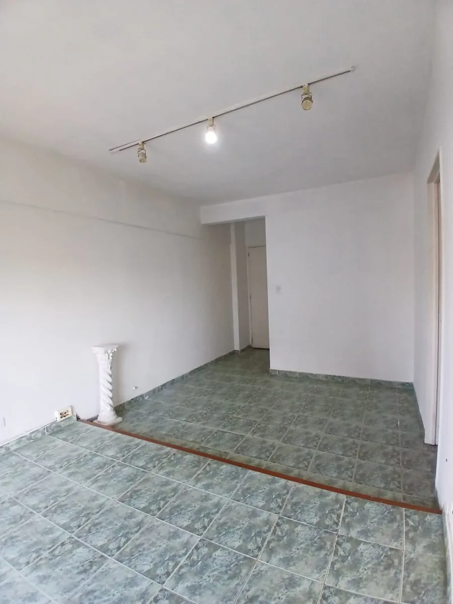 Oportunidad! Se vende un hermoso departamento de 3 ambientes al frente - Barracas foto 3