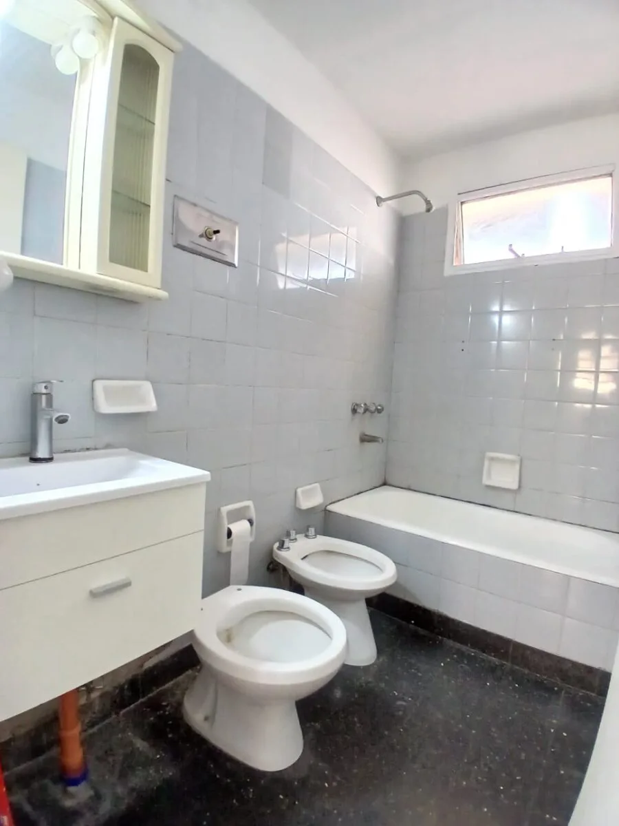 Oportunidad! Se vende un hermoso departamento de 3 ambientes al frente - Barracas foto 5