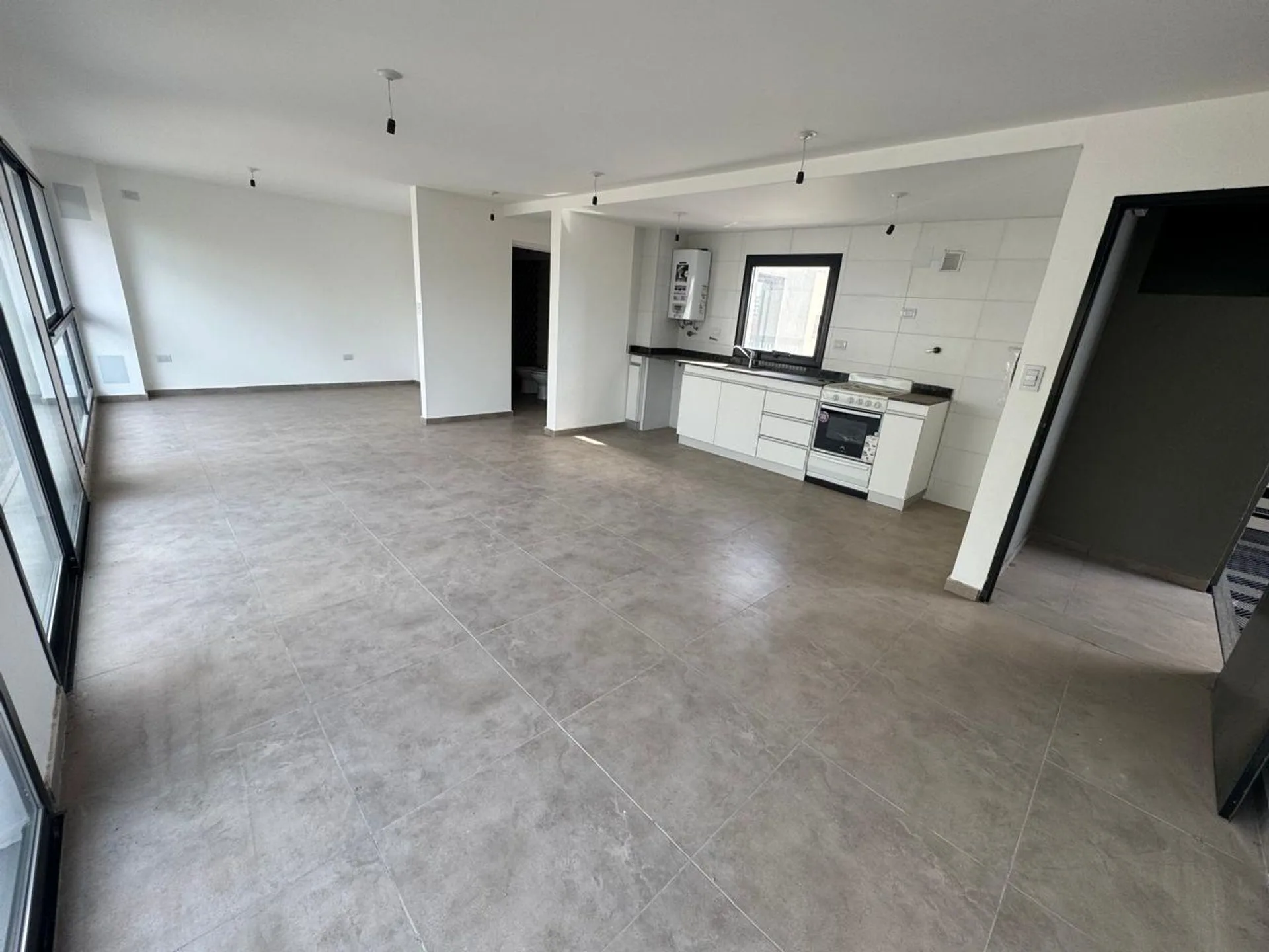 ALQUILER DEPARTAMENTO BARRIO GUEMES foto 4