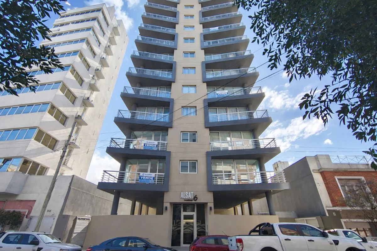 Venta departamento 2 amb estrenar cochera CHAUVIN