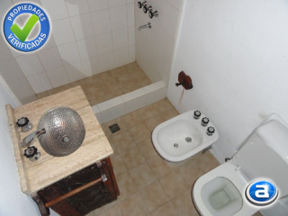HERMOSA CABAÑA CON ESPECTACULAR VISTA PANORAMICA DE TODA LA CIUDAD  CON PISCINA CON CASCADA - COCHERA - PARA 6 PERSONAS A 5 CUADRAS DEL CENTRO foto 5