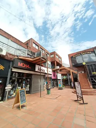 Local dentro de Paseo Belgrano en venta foto 4