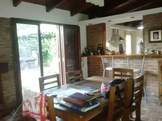 FISHERTON: CASA DOS DORMITORIOS Y JARDÍN foto 1