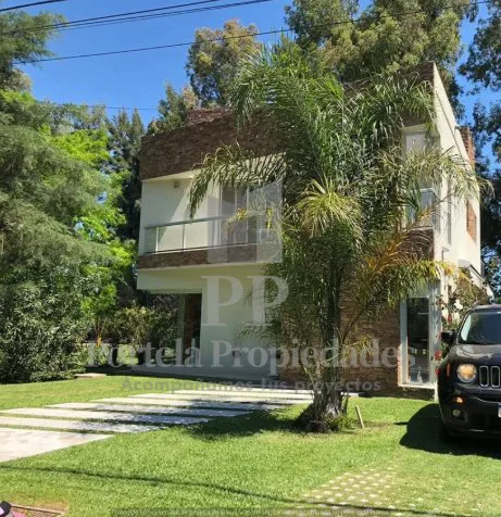 CASA EST. MINIMALISTA CON PILETA EN BARRIO PRIVADO foto 2